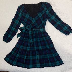 J. Crew Black Watch Plaid Drapey Long Sleeve Dress Size 0 V Neck Back Zip